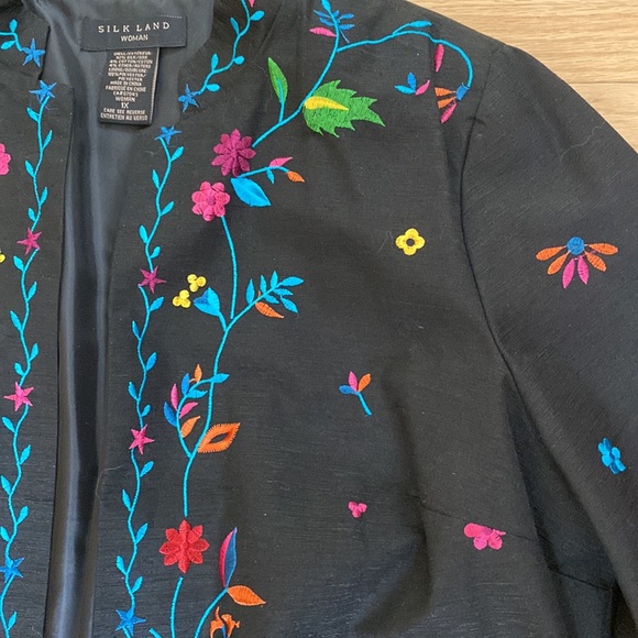 NWOT SILK LAND fully-lined embroidered silk jacket. - Picture 2 of 10